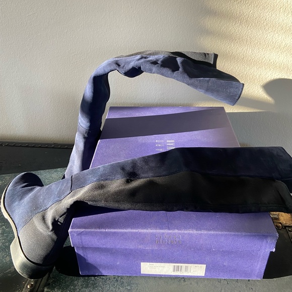 Stuart Weitzman Suede boots - Picture 9 of 10